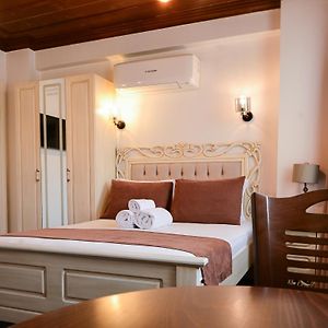 Deluxe Zimmer mit Kingsize-Bett